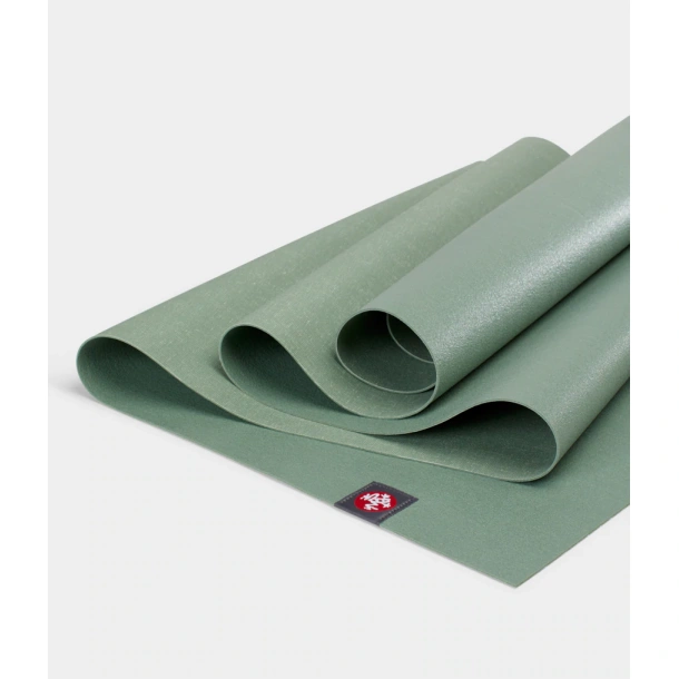 Manduka eKo SuperLite Travel Mat - Leaf Green