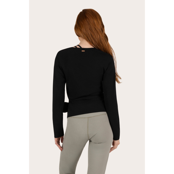 Aurora Wrap Sweather - Onyx Black