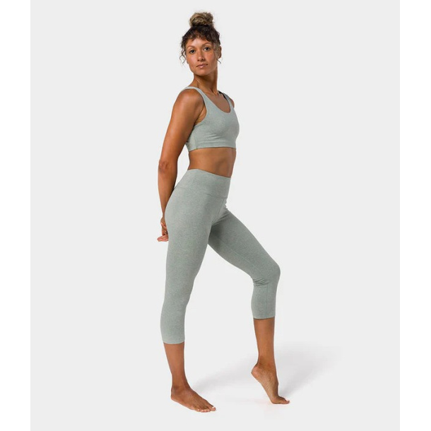 Manduka Dhara Capri Yogatights - Avian 