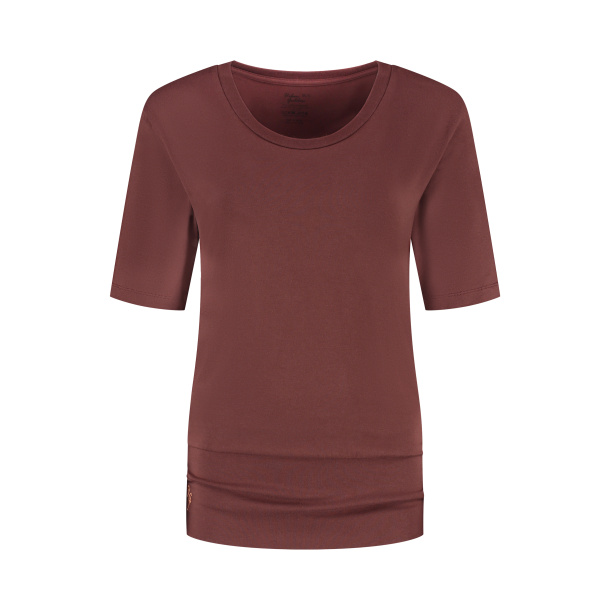 Kami Yoga Tee - Maroon 