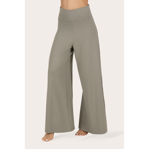 Nyx Wide Pants - Smokey Quartz