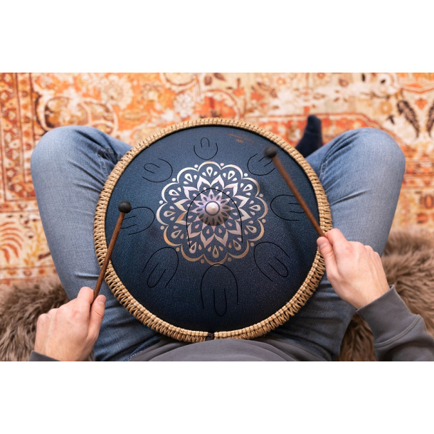 Octave Steel Tongue Drum, D Amara, Engraved, Navy
