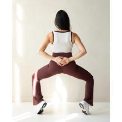 Rise Flare Yogatights - Burgundy