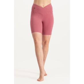 Sati Yoga Biker Shorts - Hibiscus