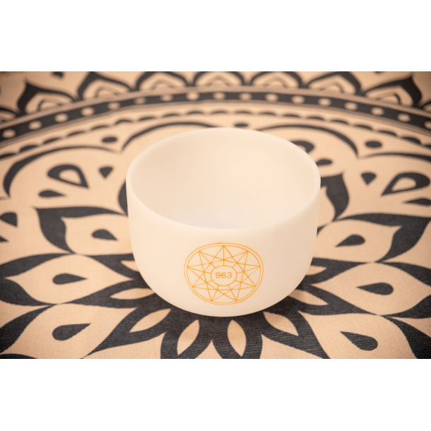 Solfeggio Crystal Singing Bowl 10", 963 Hz, B#4