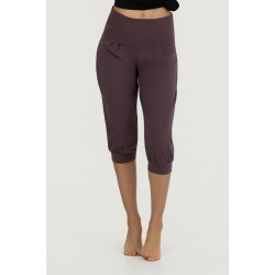 Sukha Yoga Capri - Berry