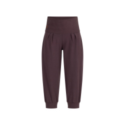 Sukha Yoga Capri - Berry