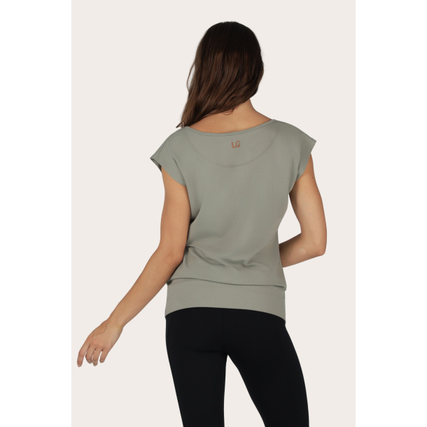 Asana Tee - Smokey Quartz