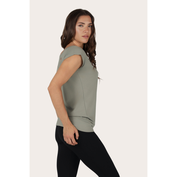 Asana Tee - Smokey Quartz