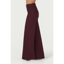 Maeve Yogabukse - Fig