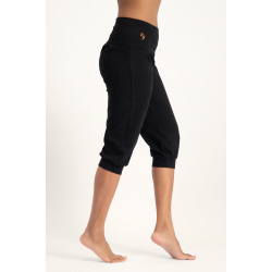 Sukha Yoga Capri - Onyx Black 